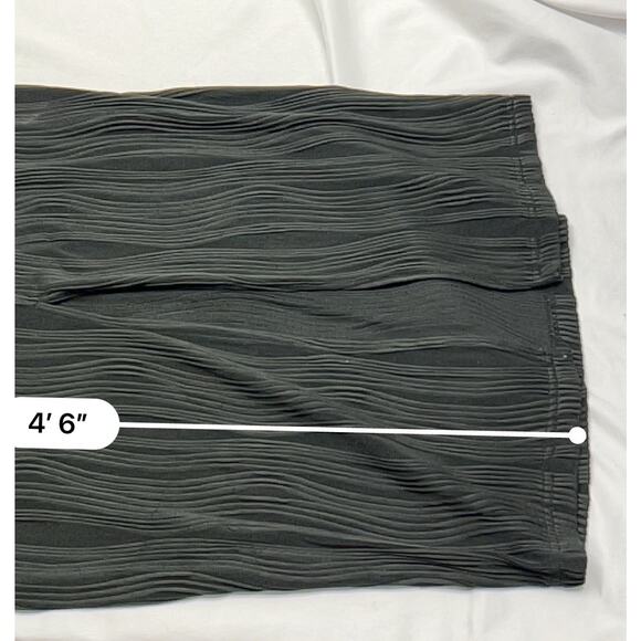 Pretty Garden Maxi Dress Size Large Black V Neck Textured Front Slit NWT - Picture 9 of 9